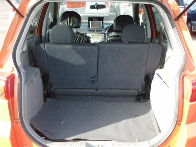 2003 Mazda Demio