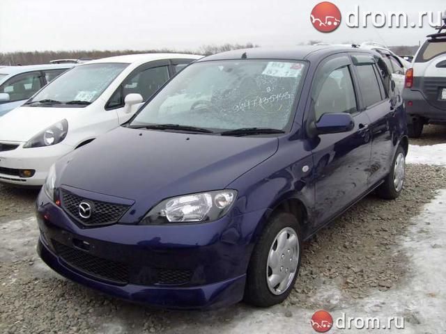 2003 Mazda Demio