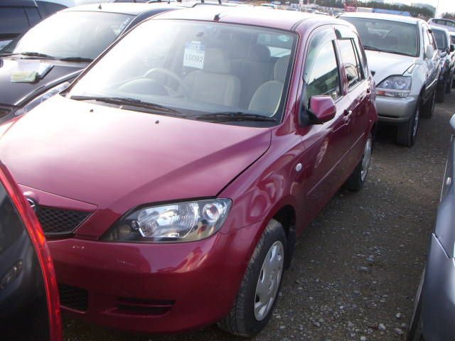 2003 Mazda Demio