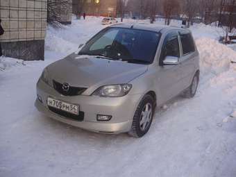 2003 Mazda Demio