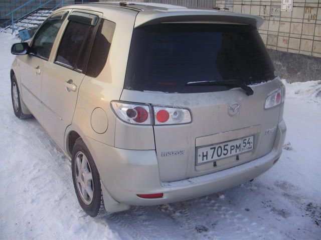 2003 Mazda Demio