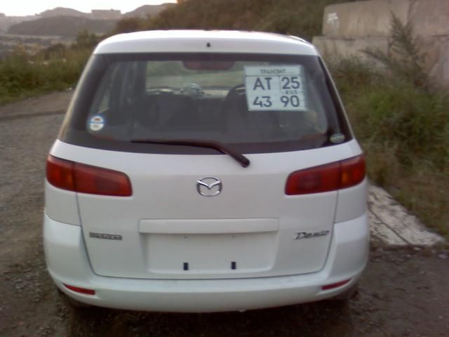 2003 Mazda Demio