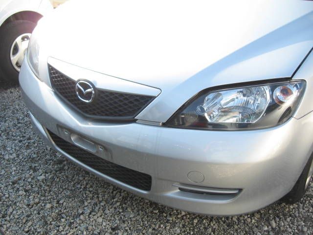 2003 Mazda Demio