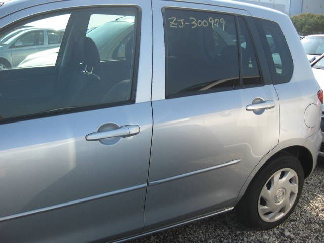 2003 Mazda Demio