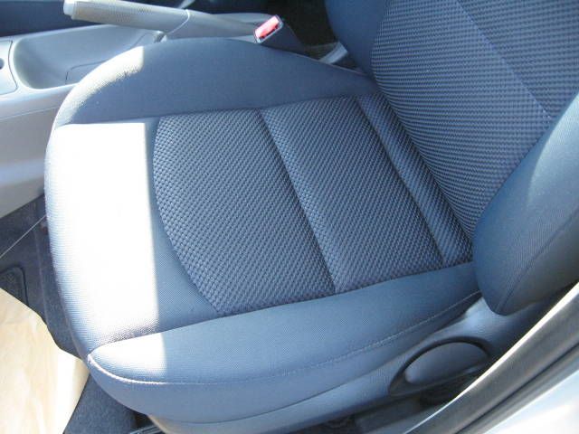 2003 Mazda Demio
