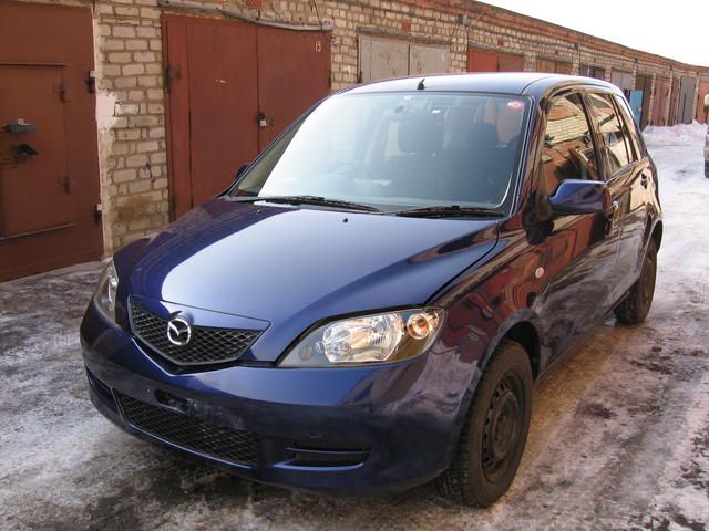 2003 Mazda Demio