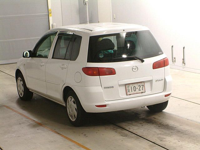 2003 Mazda Demio