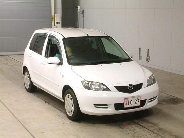 2003 Mazda Demio