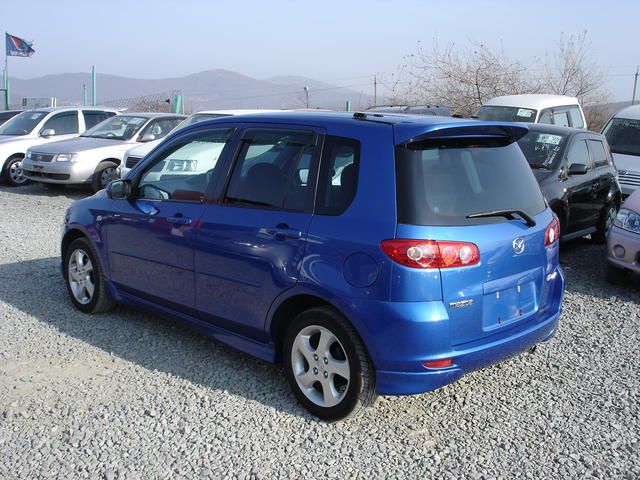 2003 Mazda Demio