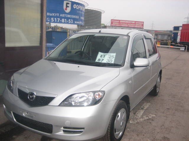 2003 Mazda Demio