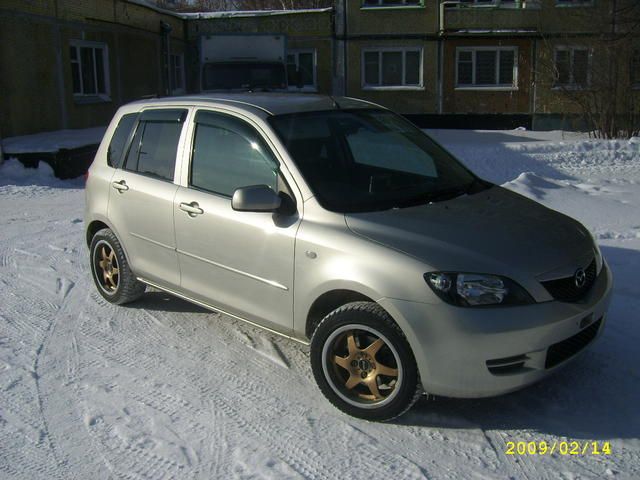 2003 Mazda Demio