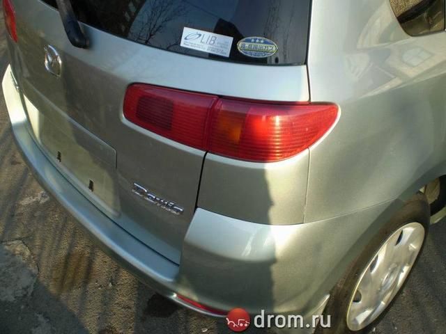 2003 Mazda Demio