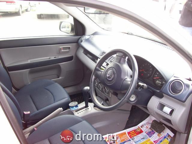 2003 Mazda Demio