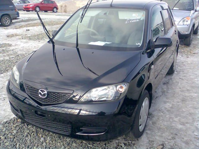2003 Mazda Demio