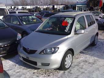 2003 Mazda Demio