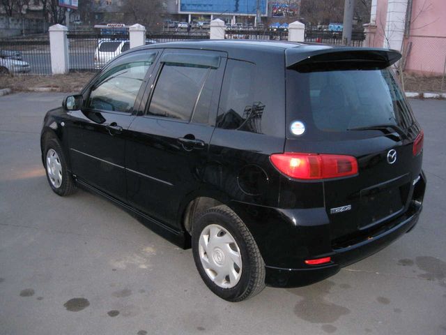 2003 Mazda Demio