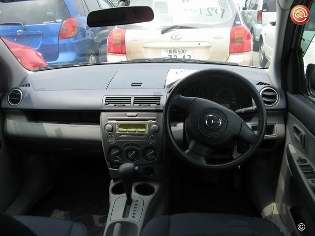 2003 Mazda Demio