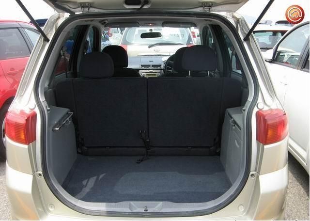 2003 Mazda Demio