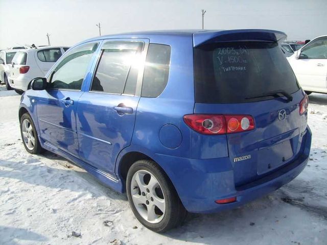 2003 Mazda Demio
