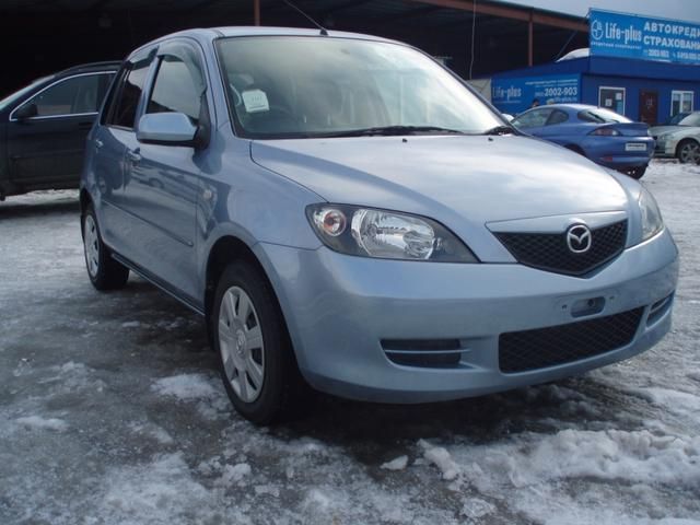 2003 Mazda Demio