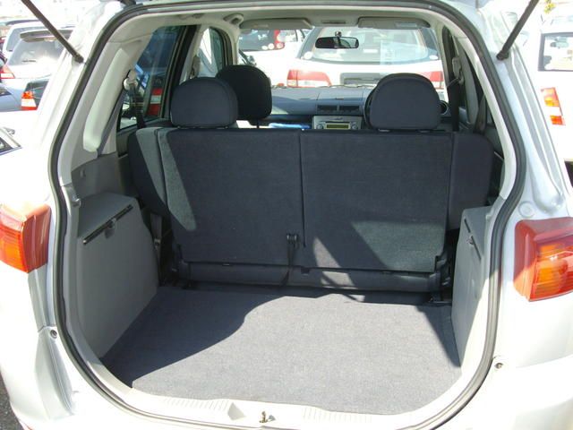 2003 Mazda Demio