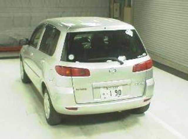 2003 Mazda Demio