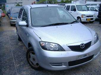 2003 Mazda Demio