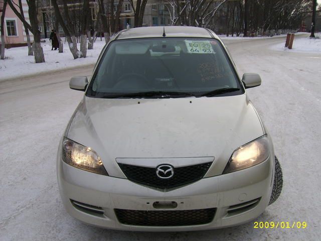 2003 Mazda Demio