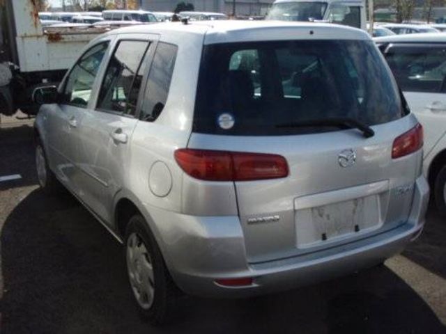 2003 Mazda Demio