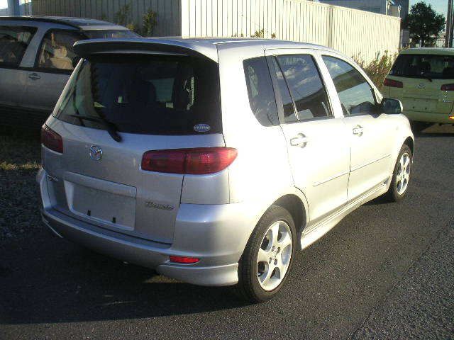 2003 Mazda Demio