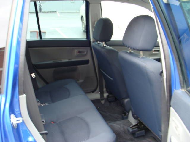 2003 Mazda Demio