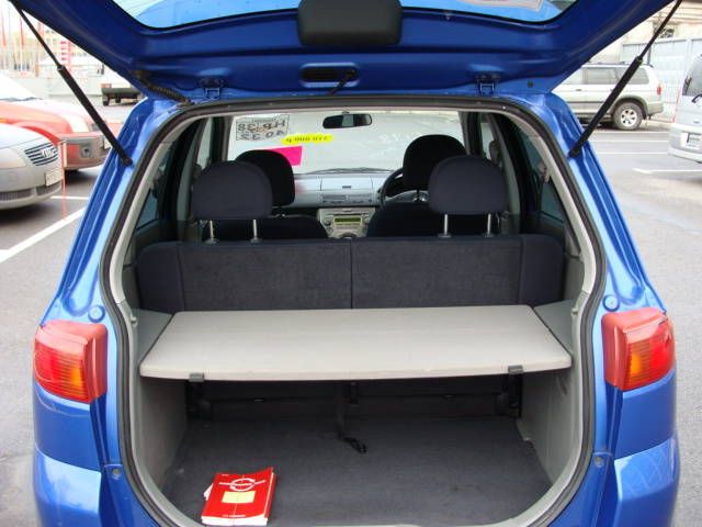 2003 Mazda Demio