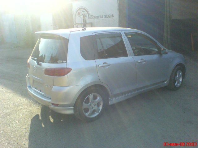 2003 Mazda Demio