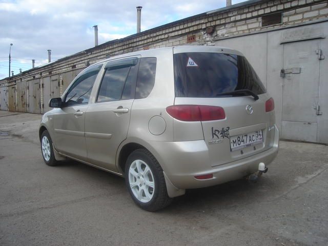 2003 Mazda Demio