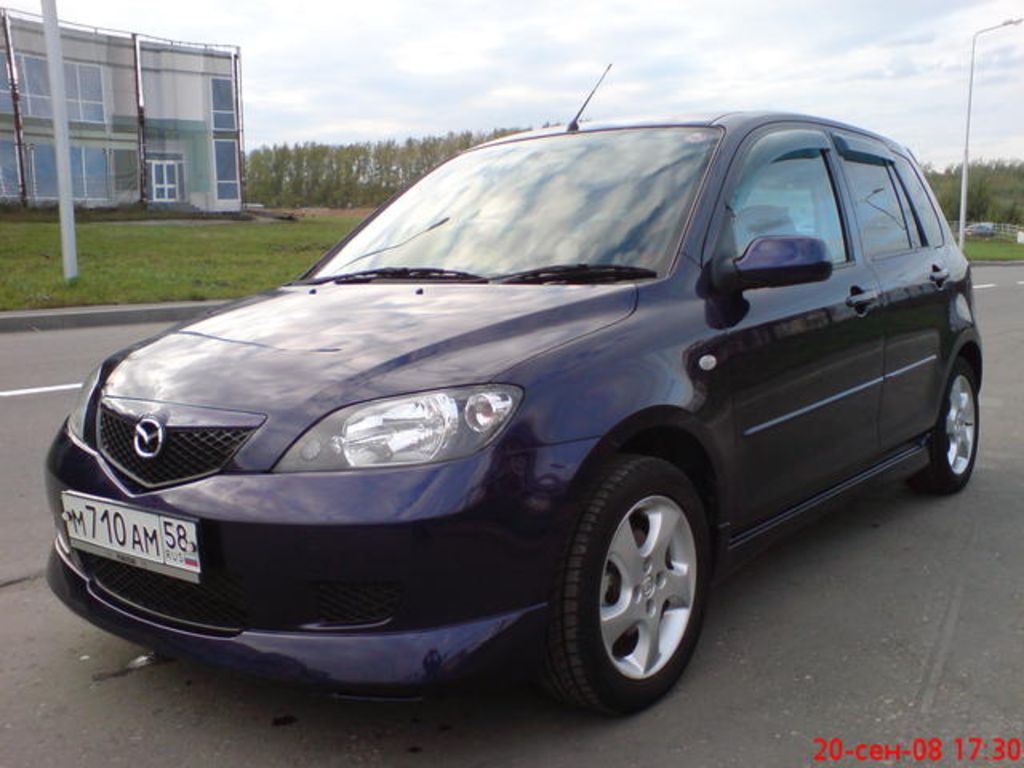 2003 Mazda Demio