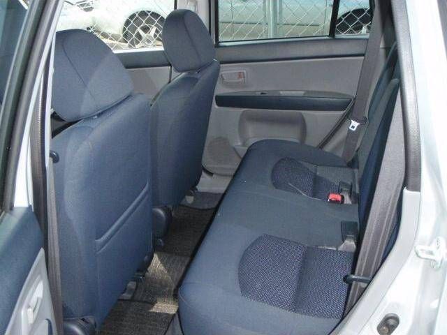 2003 Mazda Demio