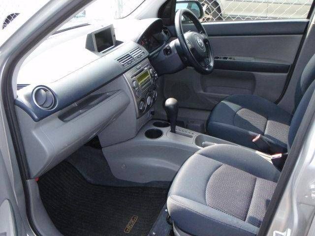 2003 Mazda Demio