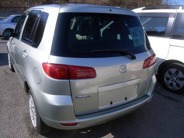 2003 Mazda Demio