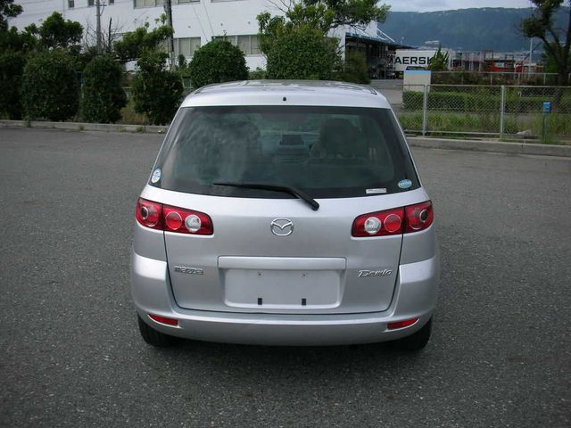 2003 Mazda Demio