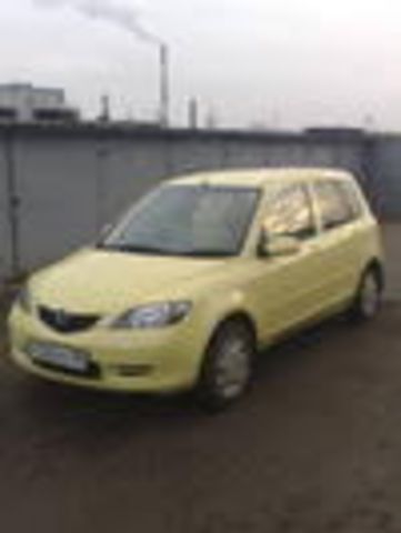 2003 Mazda Demio