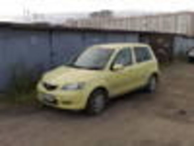 2003 Mazda Demio