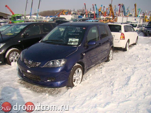 2003 Mazda Demio