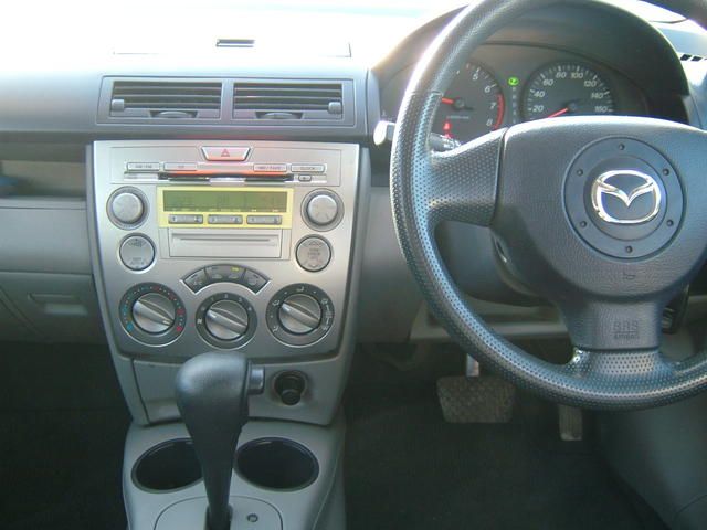 2003 Mazda Demio