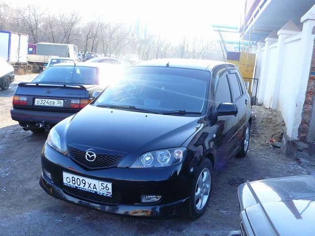 2003 Mazda Demio