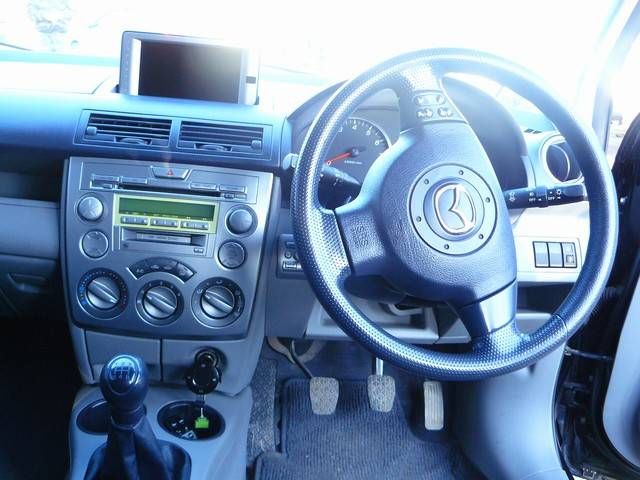 2003 Mazda Demio