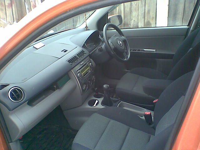 2003 Mazda Demio