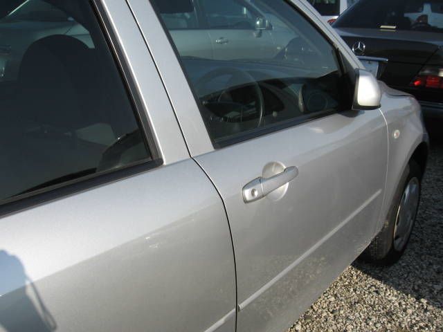2003 Mazda Demio