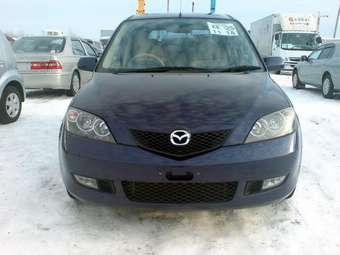 2003 Mazda Demio Images