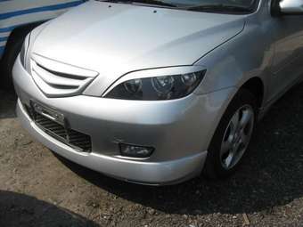 2003 Mazda Demio Pictures