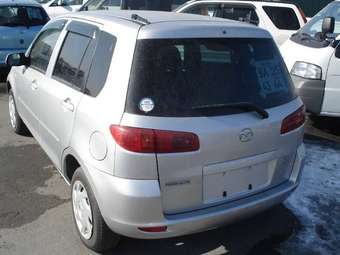 2003 Mazda Demio Pics
